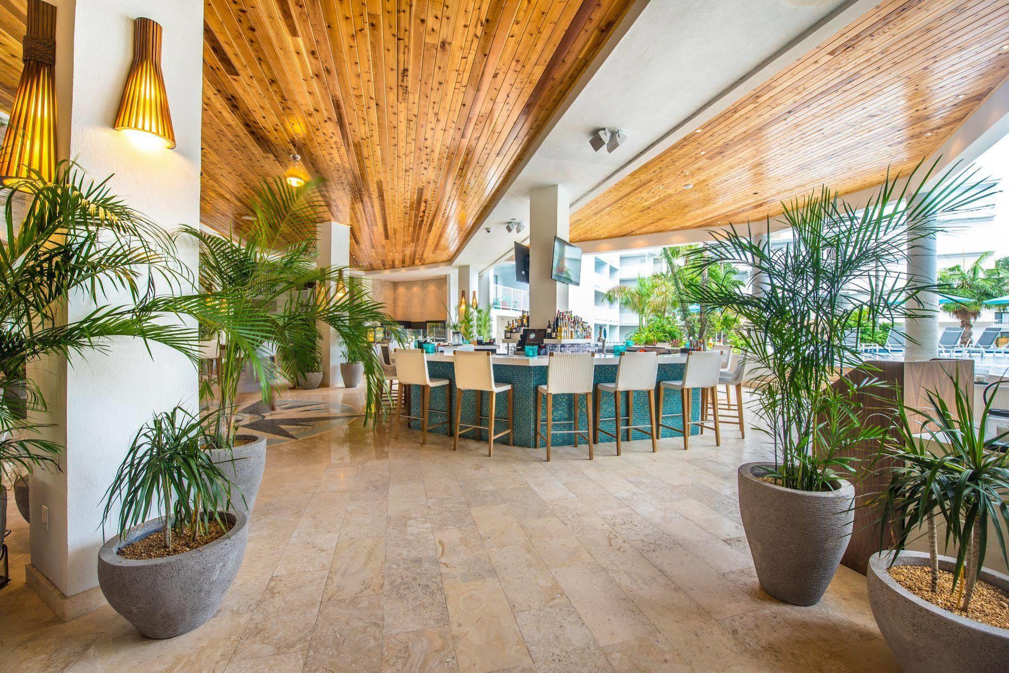 Margaritaville Beach Resort Grand Cayman George Town Dış mekan fotoğraf